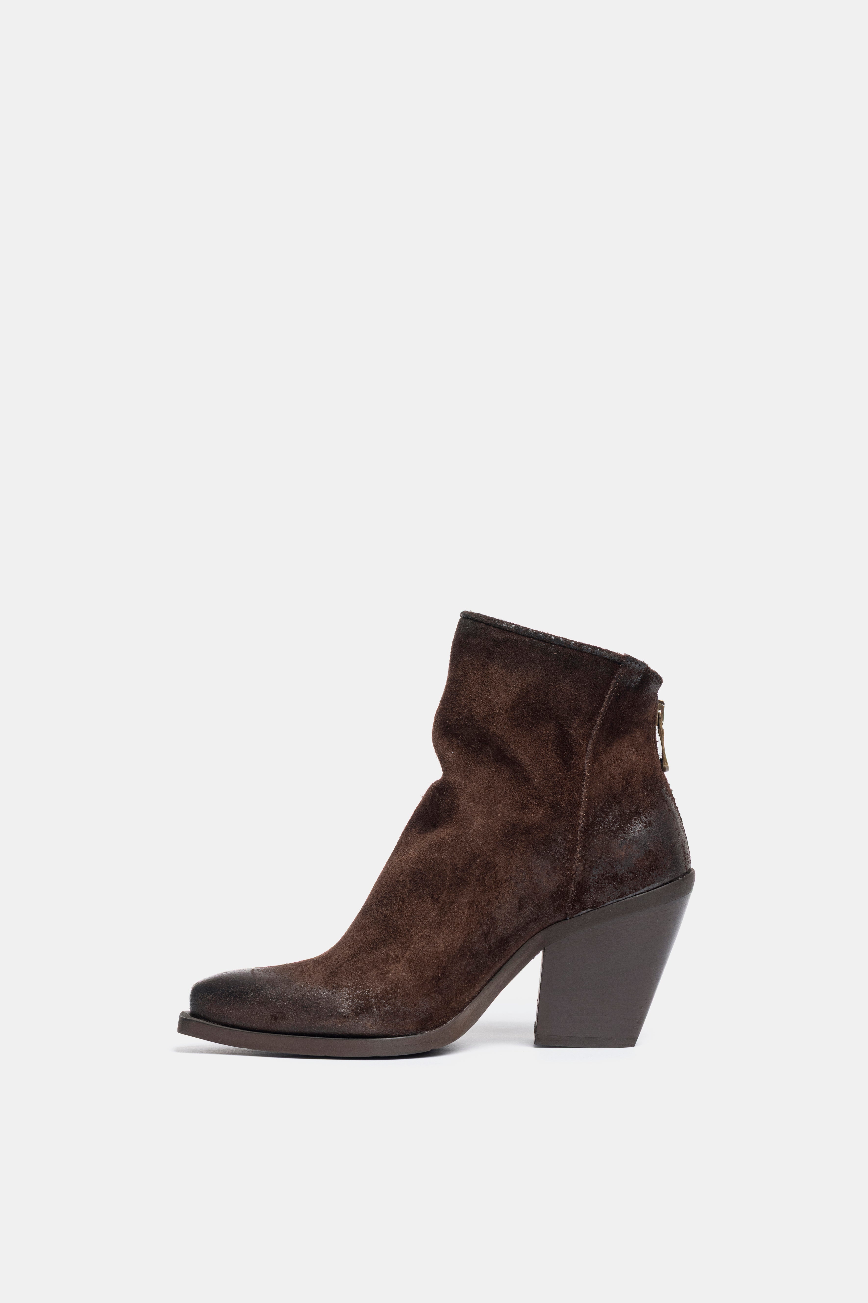 XD2416 Suede Texan Ankle Boots