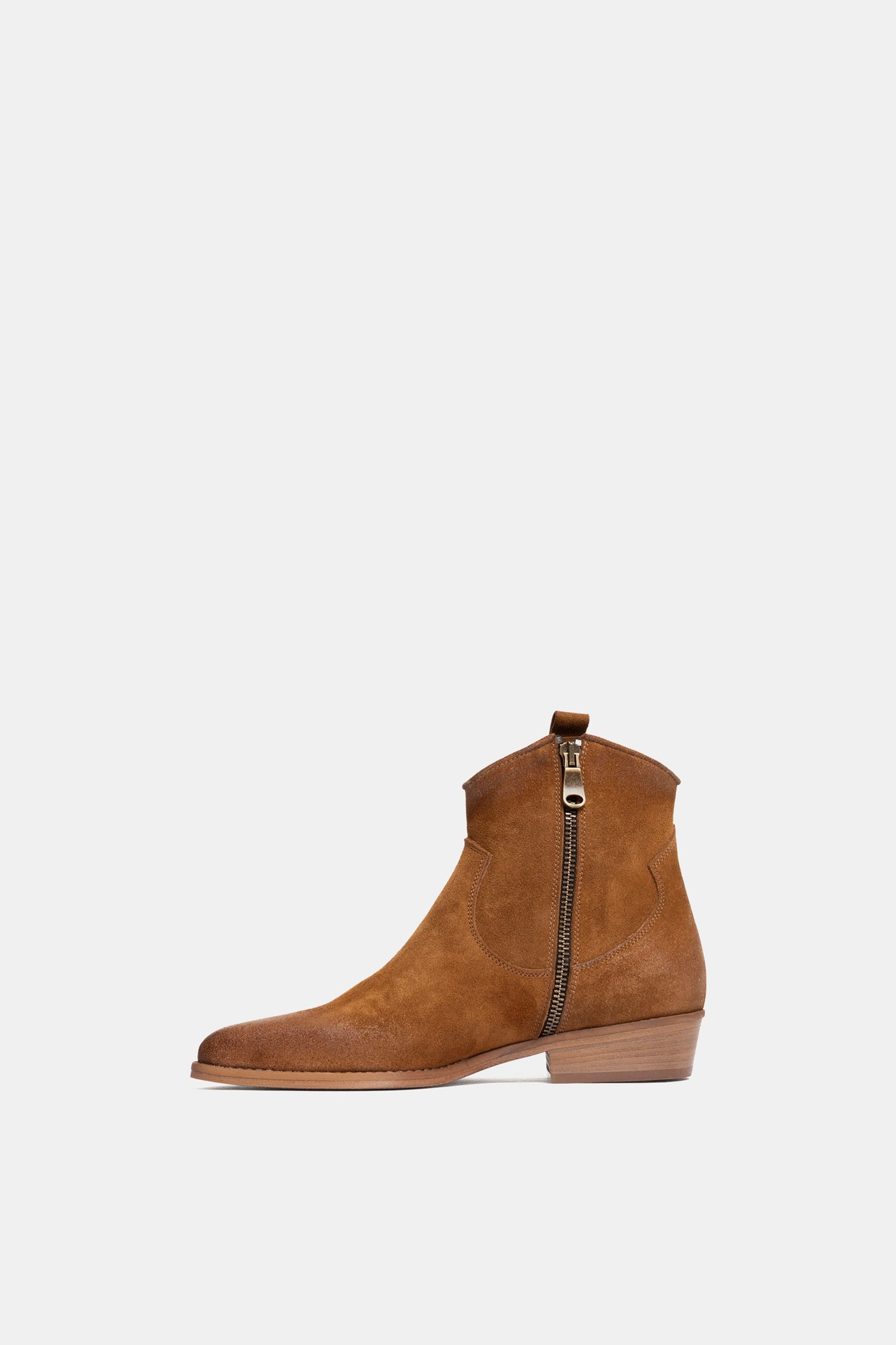 SF2537 Suede Texan Ankle Boots
