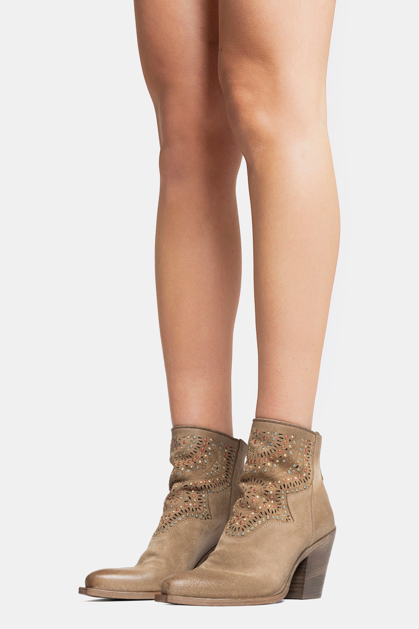 XD2403 Suede Texan Ankle Boots