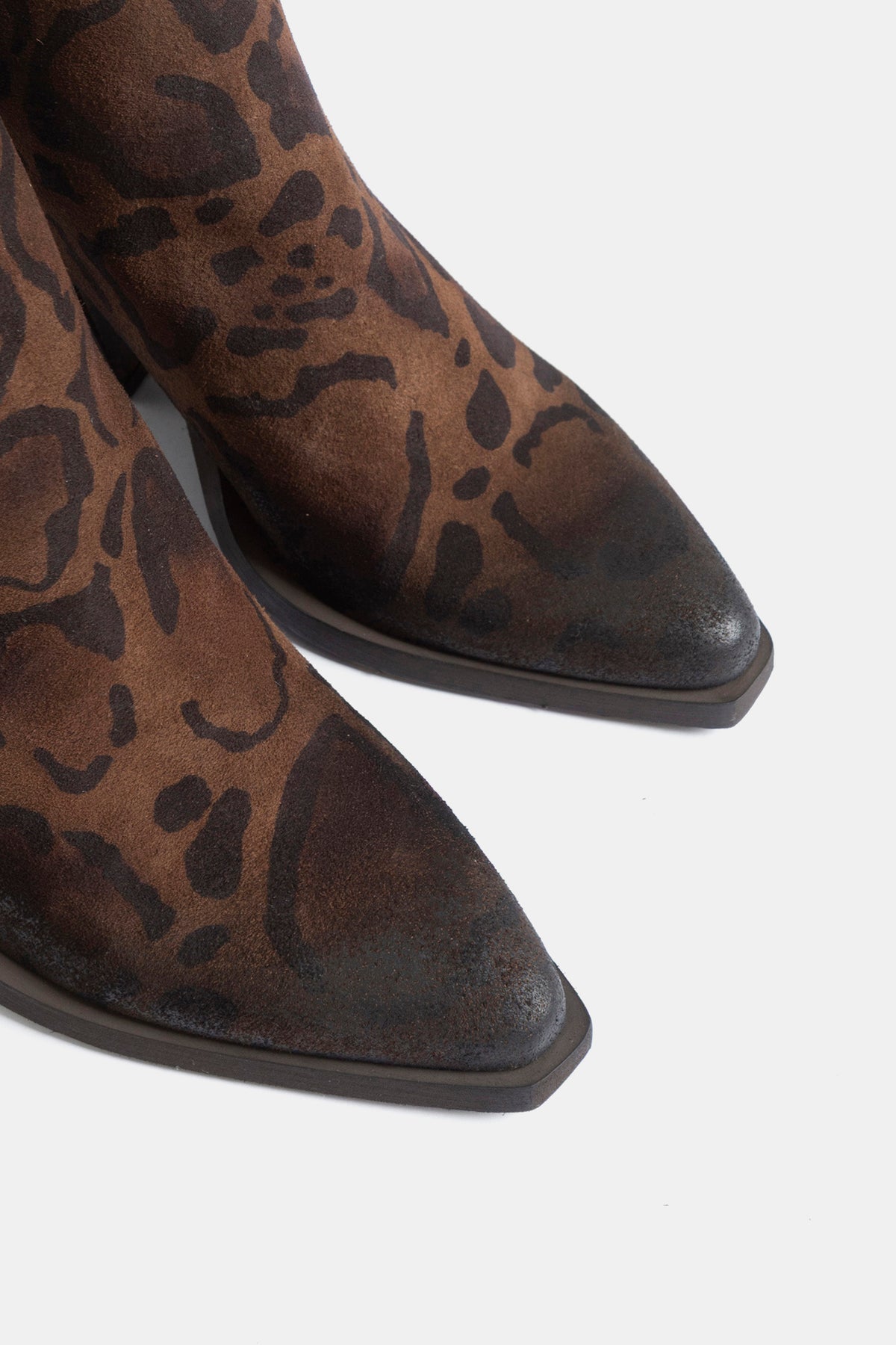 Tronchetti texani in camoscio giaguaro XD2416 - nut