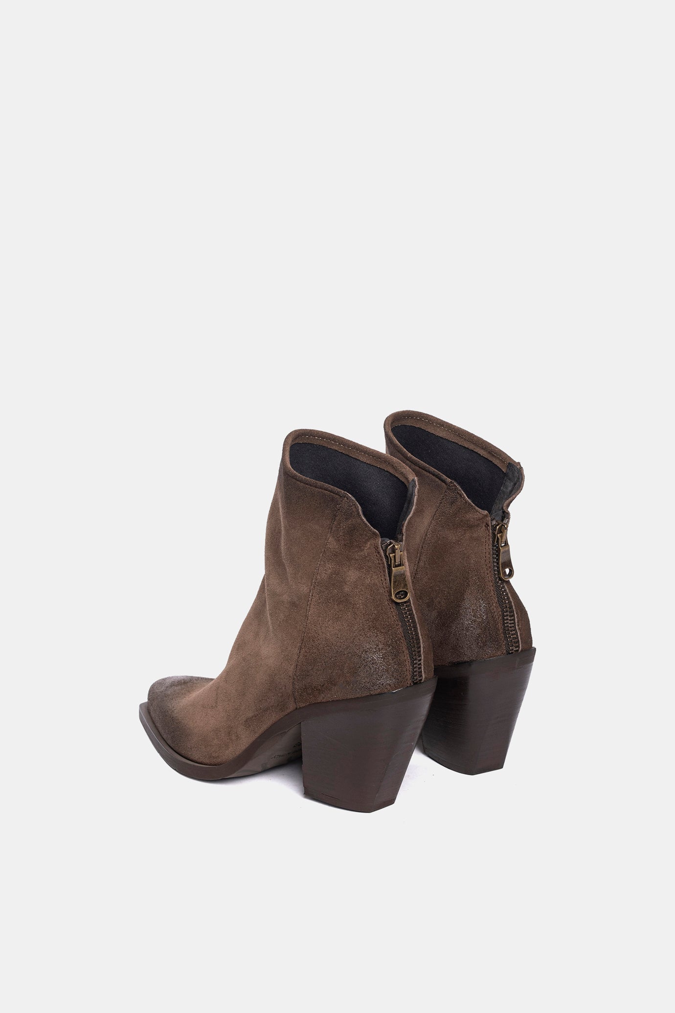 XD2416 Suede Texan Ankle Boots