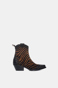 DX380 Zebra Leather Texan Ankle Boots