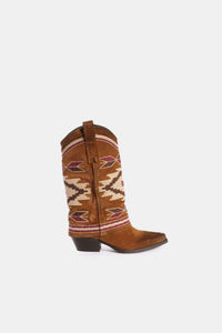 Suede leather cowboy boots with ethnic embroidery DX638