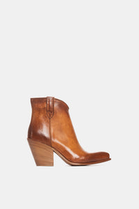 VT757 Leather Rag Ankle Boots