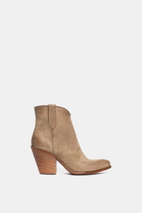 Dove grey suede ankle boots VT757