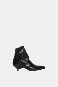 ST2450 black calfskin ankle boots