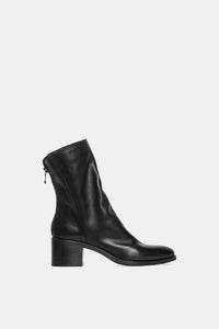 Black calfskin ankle boots TC2177